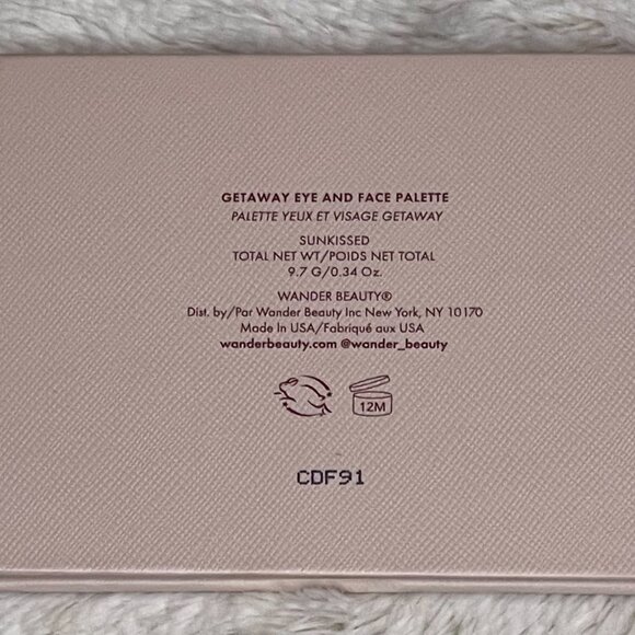 Wander Beauty Getaway Eye and Face Palette - New - Picture 2 of 3